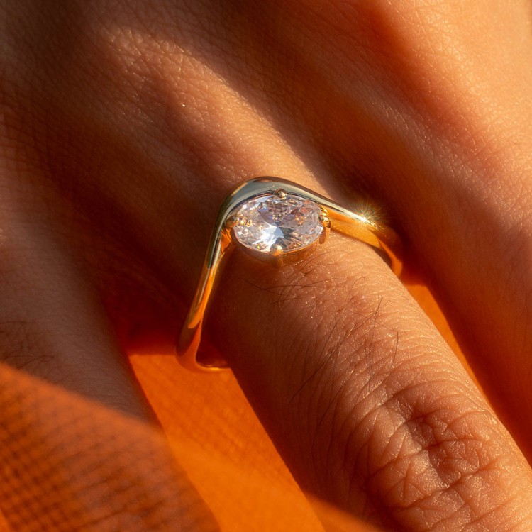 Floating Gem Ring