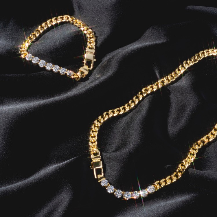 Julian Loves Diamonds Necklace