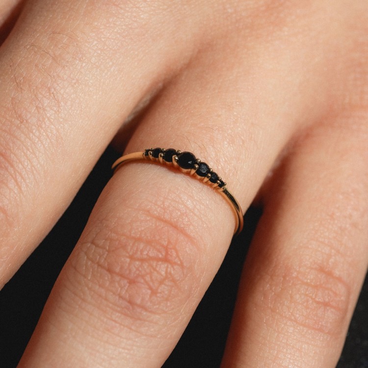 Solid Gold Black Agate Cascade Ring