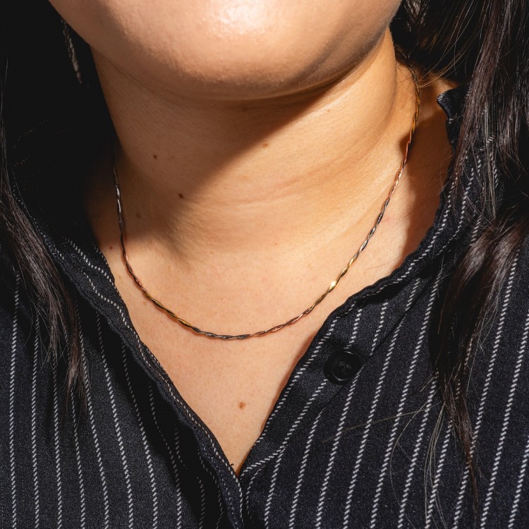 Mixed Metal Twisted Chain